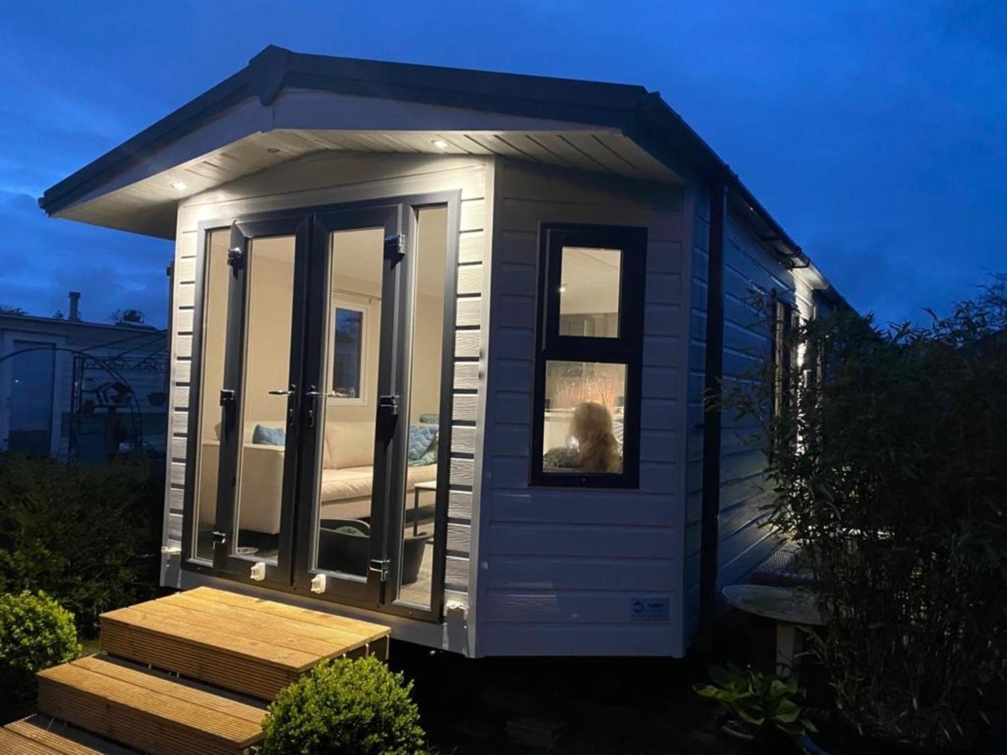 Natur Pur, O4 Neues Ferienhaus Natureingebunden, Familien- Und Hundefreundlich Eingezaeunt Callantsoog Extérieur photo
